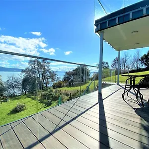 https://addictive-view-lakeside-studio.rotoruahotelsnz.com
