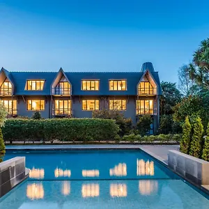 https://chateau-on-the-park.top-hotels-christchurch.com