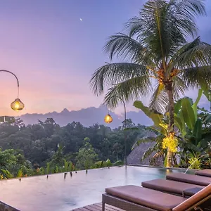 https://mahadana-by-prasi.ubudhotelsnow.com
