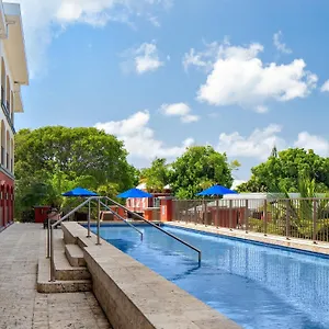 https://courtyard-bridgetown-barbados.comcaribbean.com
